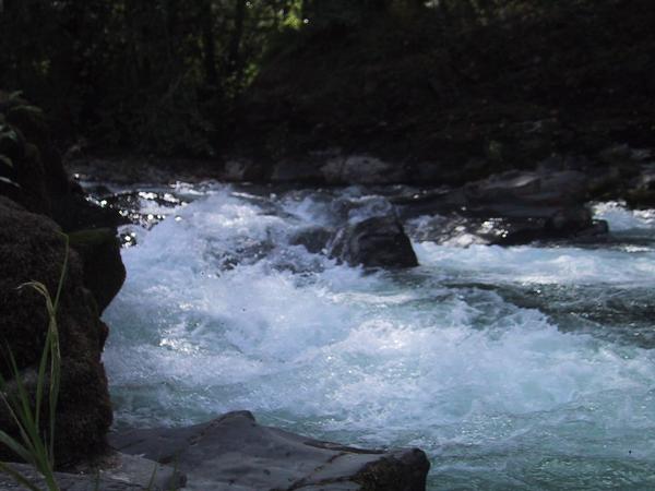 Valley & River 4