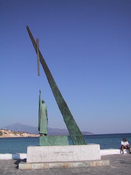 James and the Statue